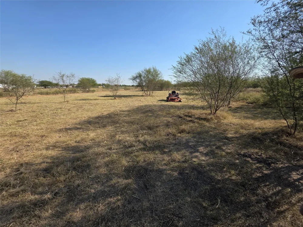 36847 Richard Frey Drive Hempstead, TX 77445