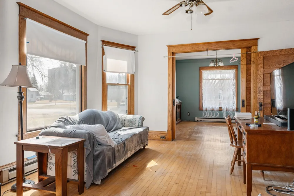 122 4th Avenue NE Mayville, ND 58257
