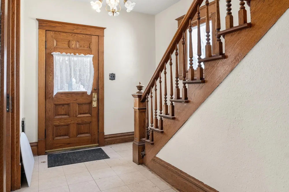 122 4th Avenue NE Mayville, ND 58257