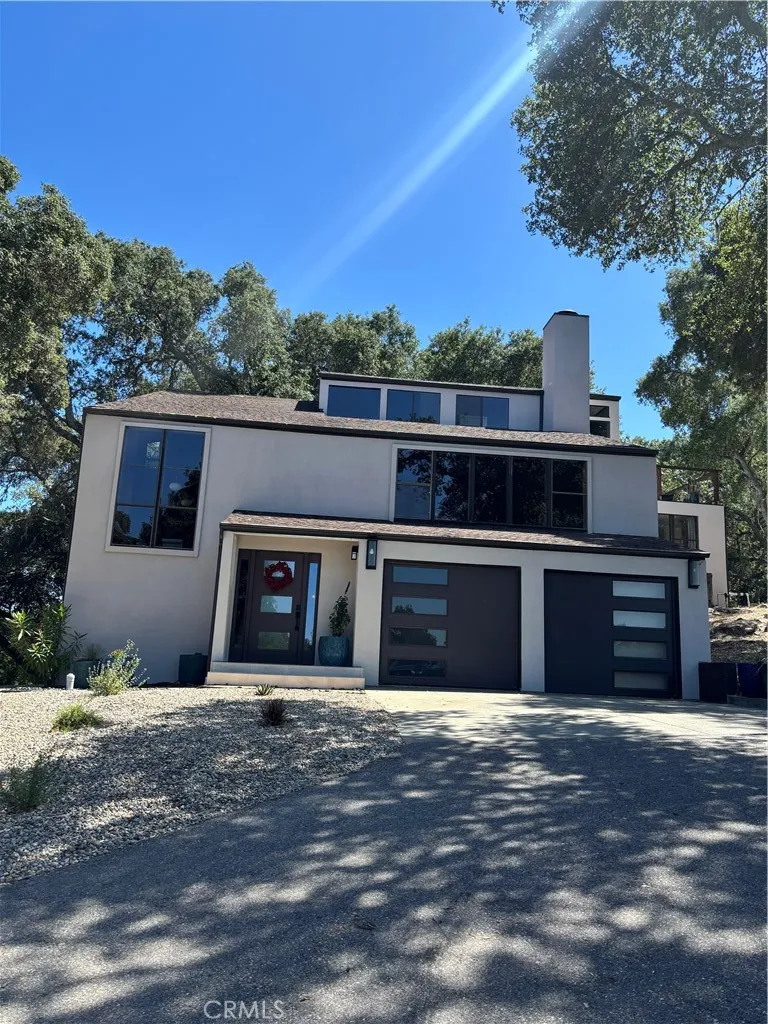 2570 Alturas Atascadero, CA 93422