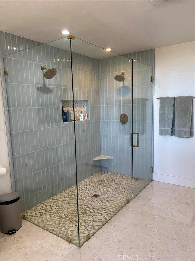 2570 Alturas Atascadero, CA 93422