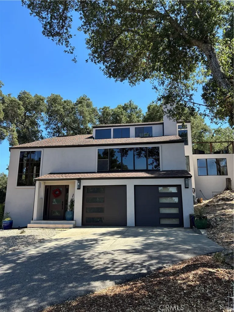 2570 Alturas Atascadero, CA 93422