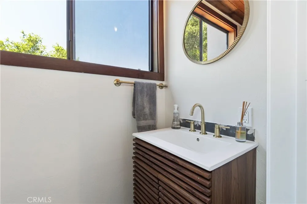 2570 Alturas Atascadero, CA 93422