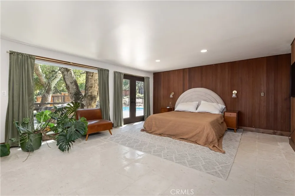 2570 Alturas Atascadero, CA 93422