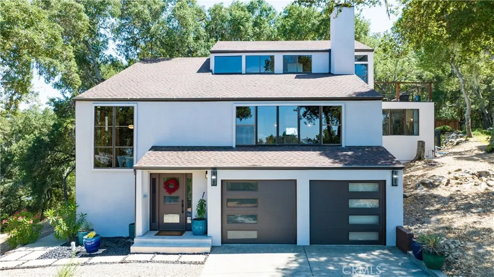 2570 Alturas Atascadero, CA 93422