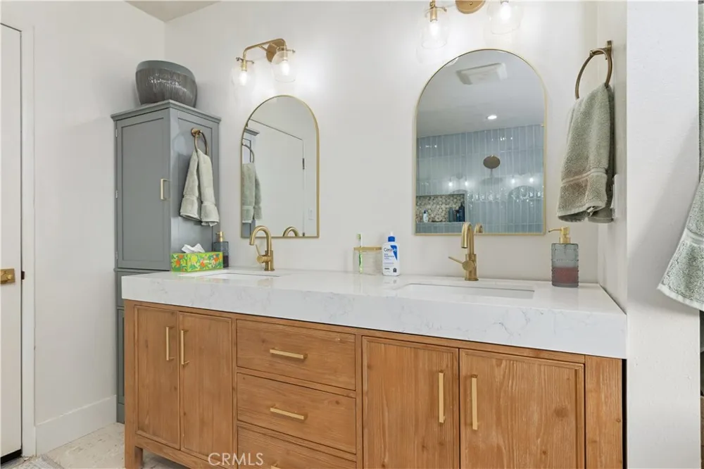 2570 Alturas Atascadero, CA 93422