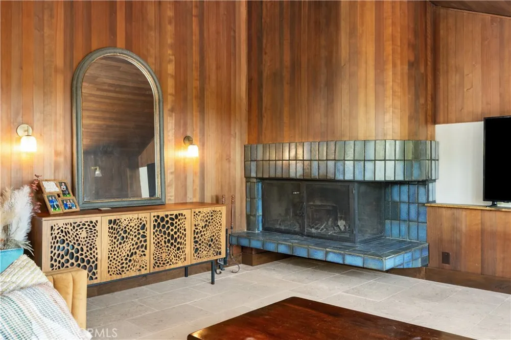 2570 Alturas Atascadero, CA 93422
