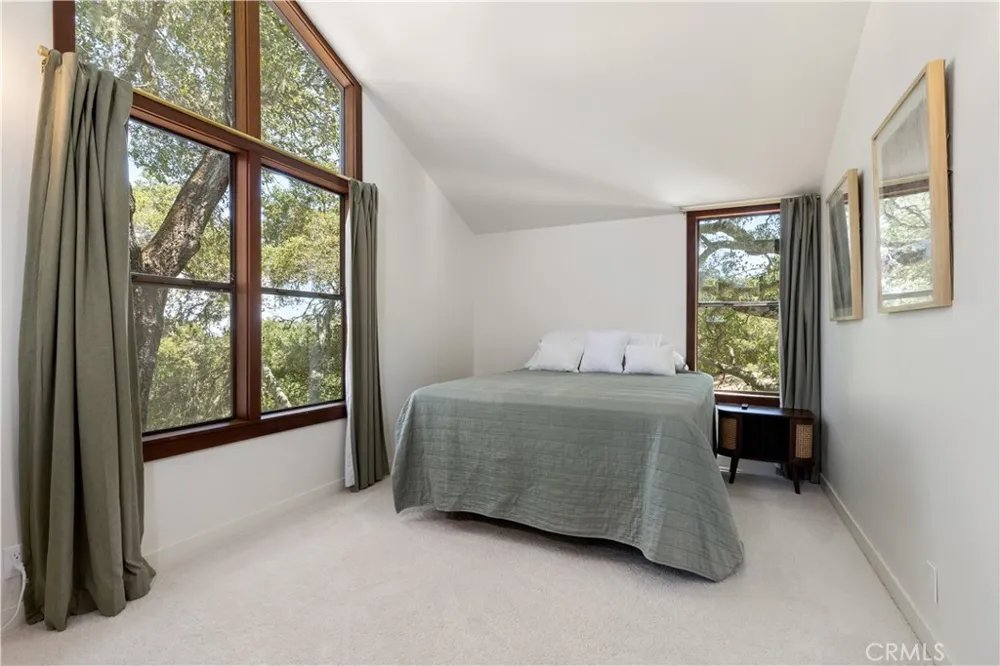 2570 Alturas Atascadero, CA 93422