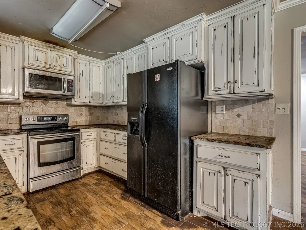 331210 E 1000 Wellston, OK 74881