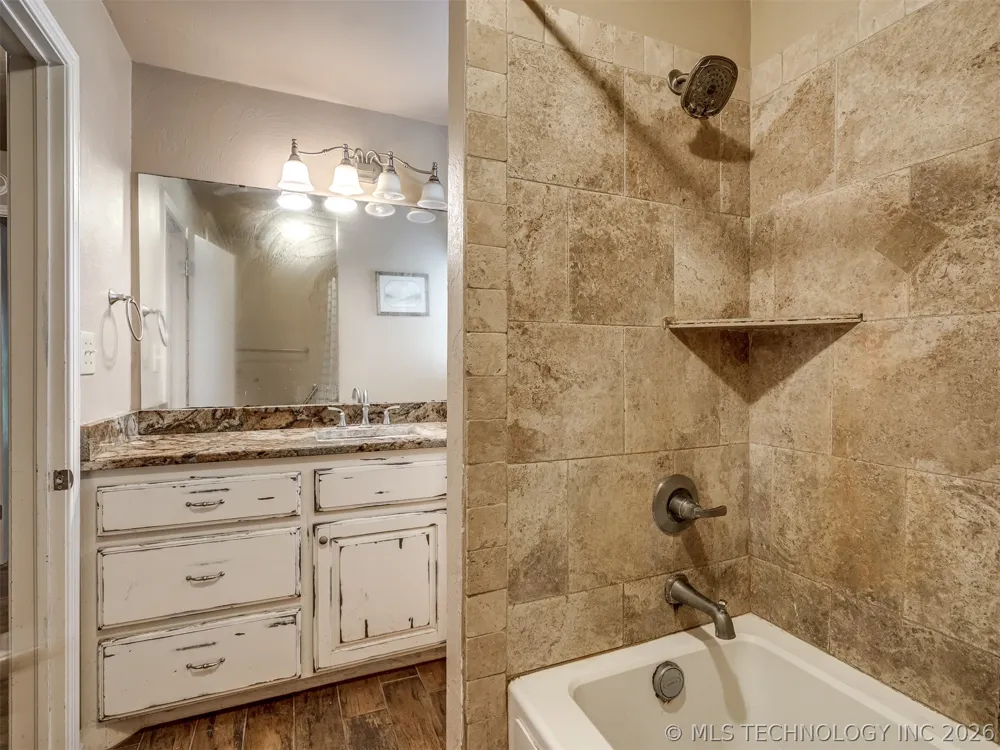 331210 E 1000 Wellston, OK 74881