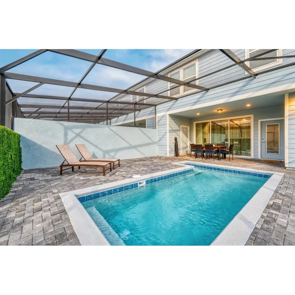 806 PARADISE DRIVE Davenport, FL 33897