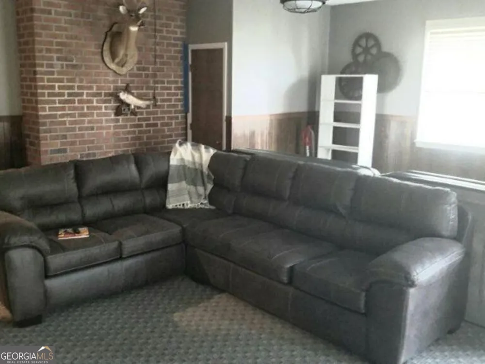 24 Ray McClain LN Tiger, GA 30576