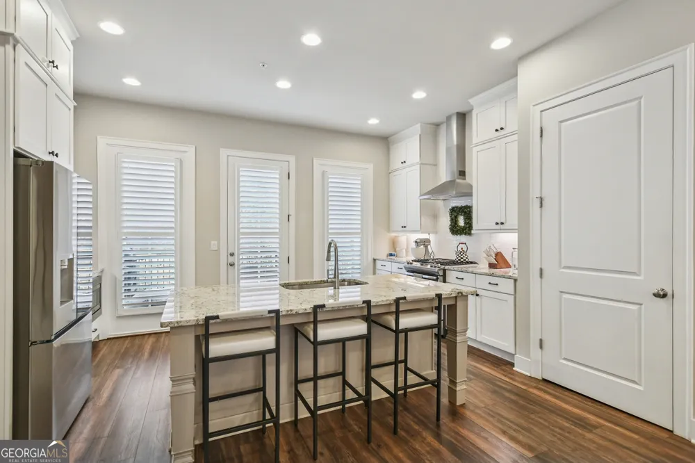 220 Mitchell LN Woodstock, GA 30188