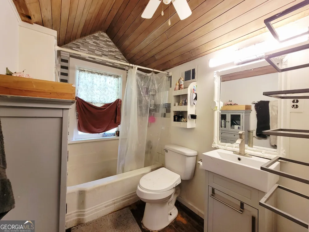1805 Us Highway 29 West Point, GA 31833