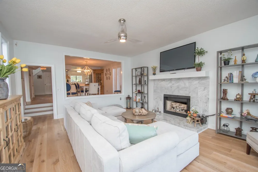 8 Northlake CIR Peachtree City, GA 30269