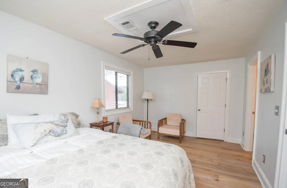 8 Northlake CIR Peachtree City, GA 30269