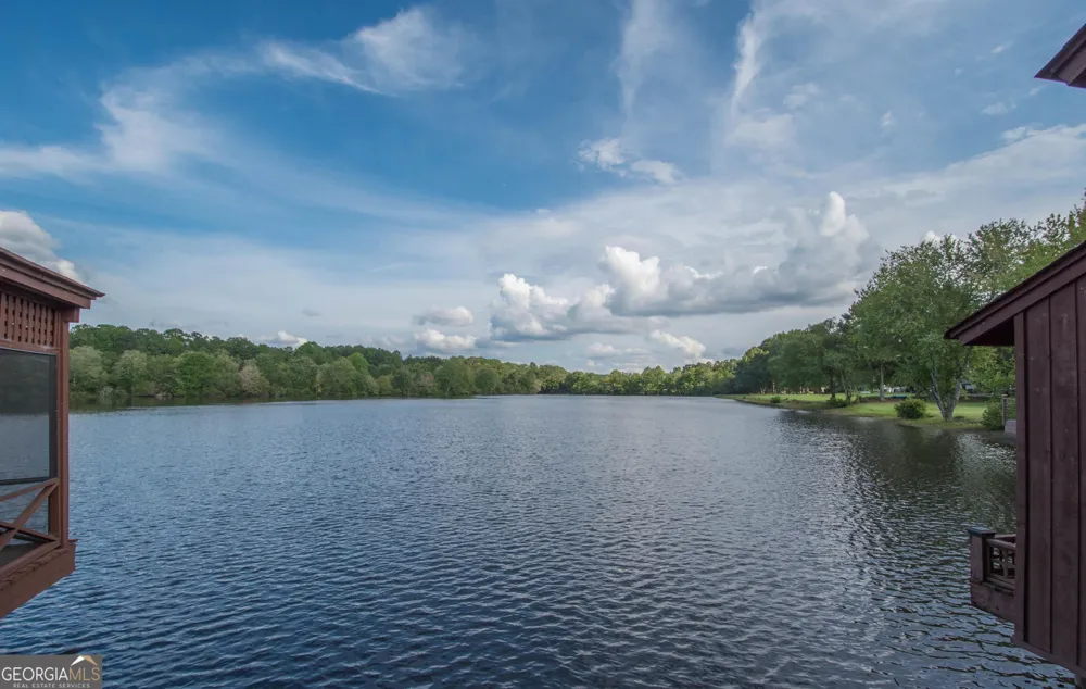 8 Northlake CIR Peachtree City, GA 30269