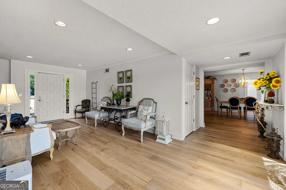 8 Northlake CIR Peachtree City, GA 30269