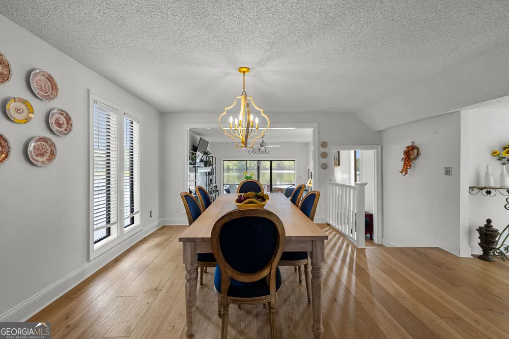 8 Northlake CIR Peachtree City, GA 30269