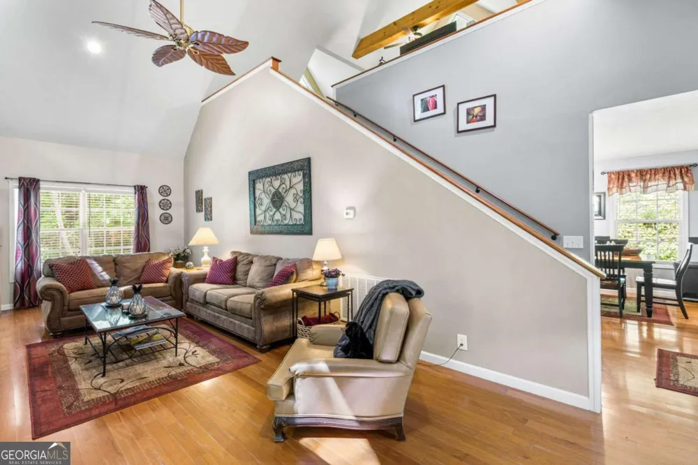 2102 Pooh COR Hiawassee, GA 30546