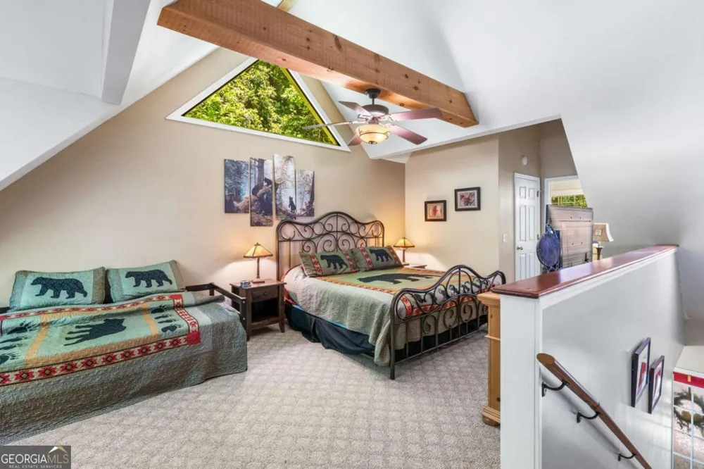 2102 Pooh COR Hiawassee, GA 30546