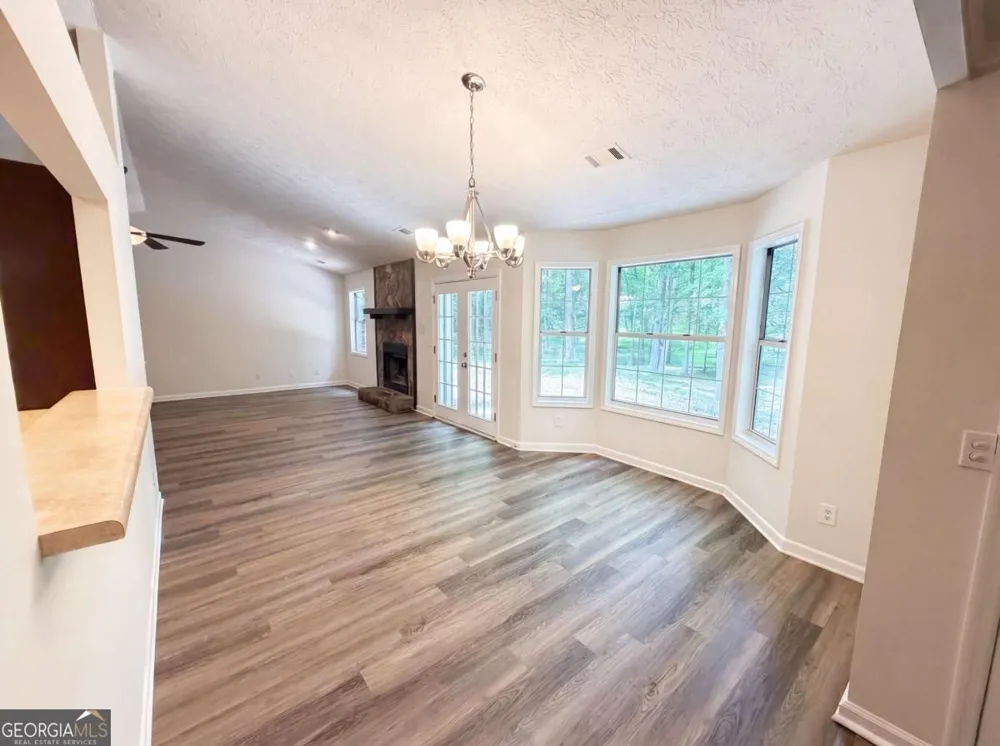 1121 Canvas Back DR Woodstock, GA 30189