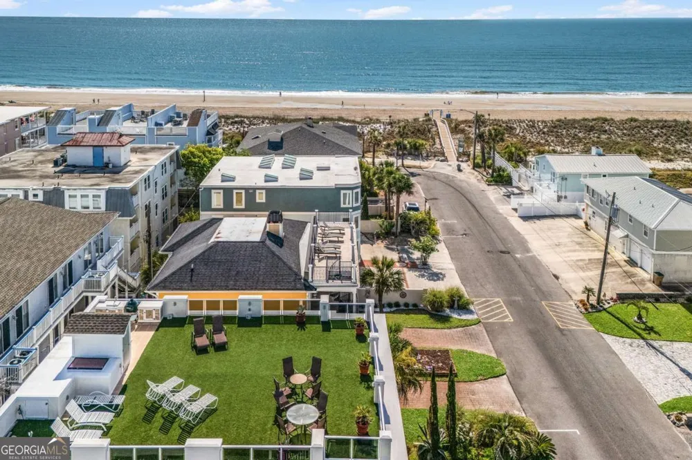 8 18Th ST Tybee Island, GA 31328