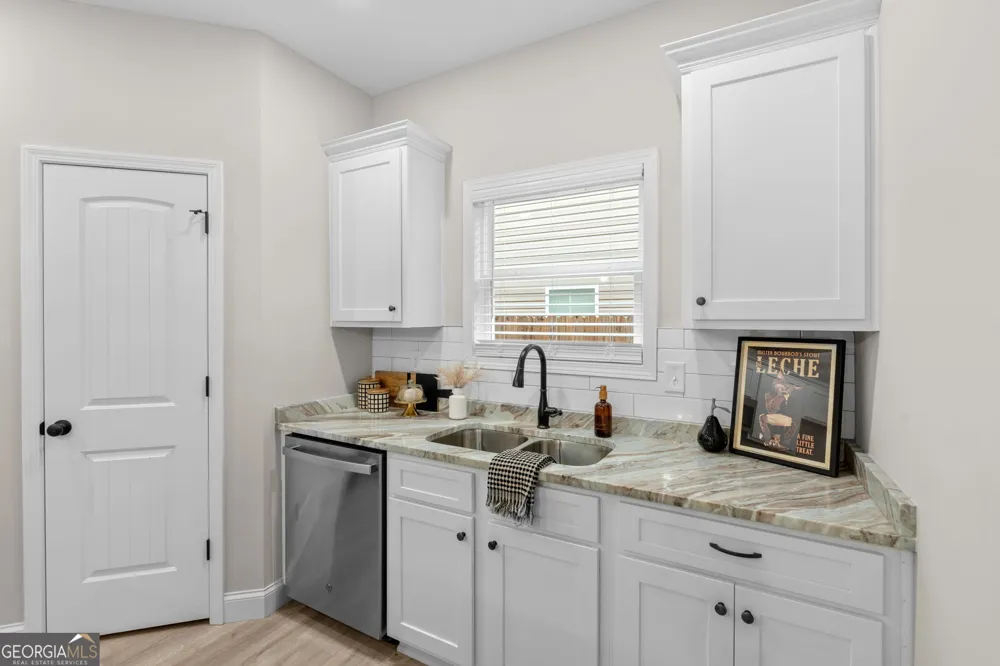 302 Beau Claire CIR Byron, GA 31008