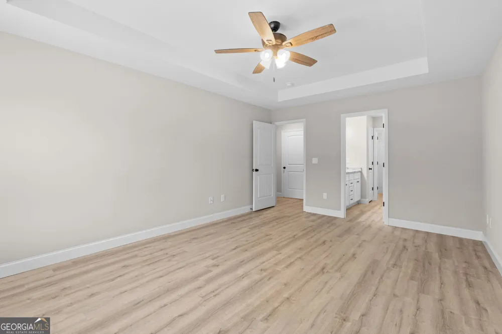 302 Beau Claire CIR Byron, GA 31008