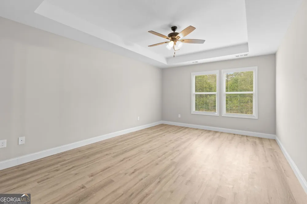 302 Beau Claire CIR Byron, GA 31008