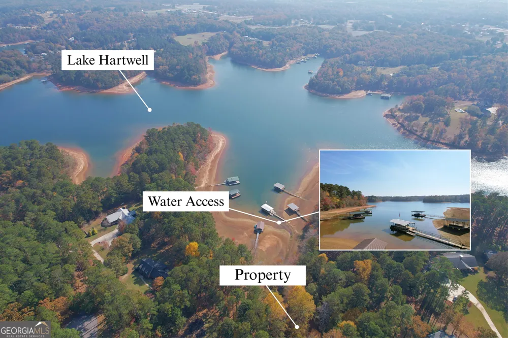 30 Melody Farms DR Hartwell, GA 30643