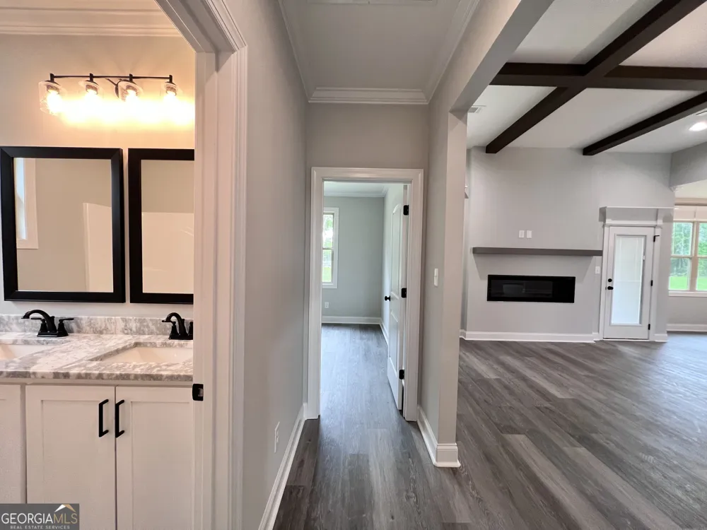 3379 Houser Mill RD Byron, GA 31008
