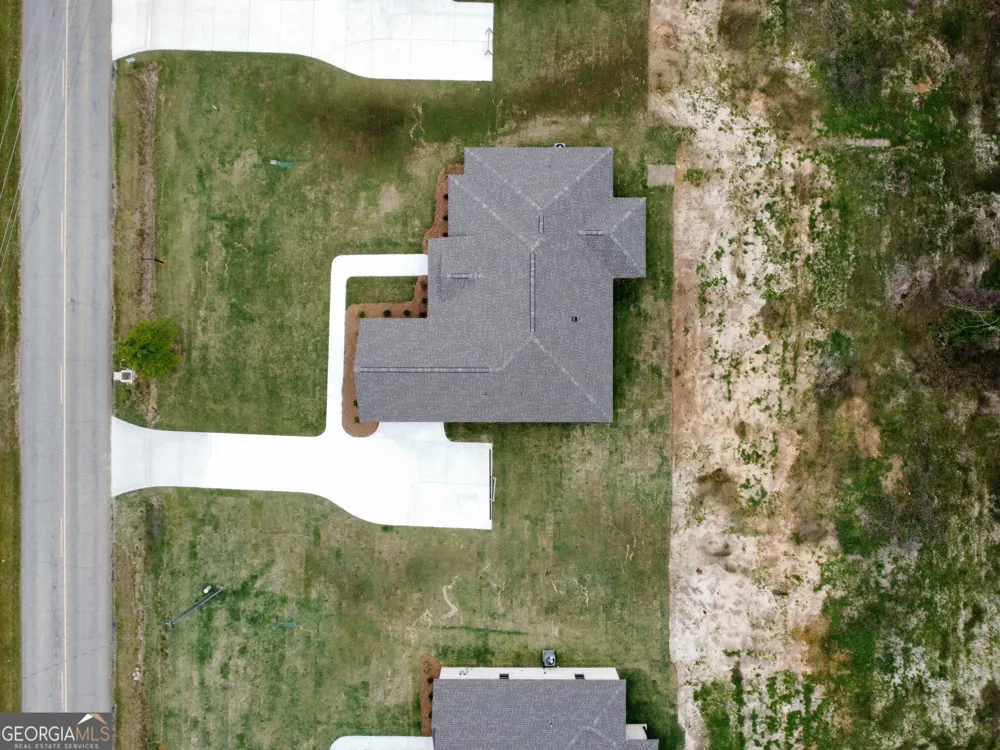 3379 Houser Mill RD Byron, GA 31008