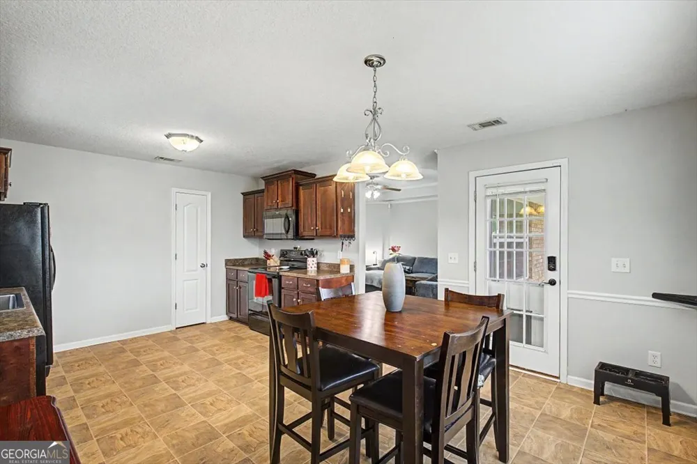 73 Mill Pond LN SE Ludowici, GA 31316