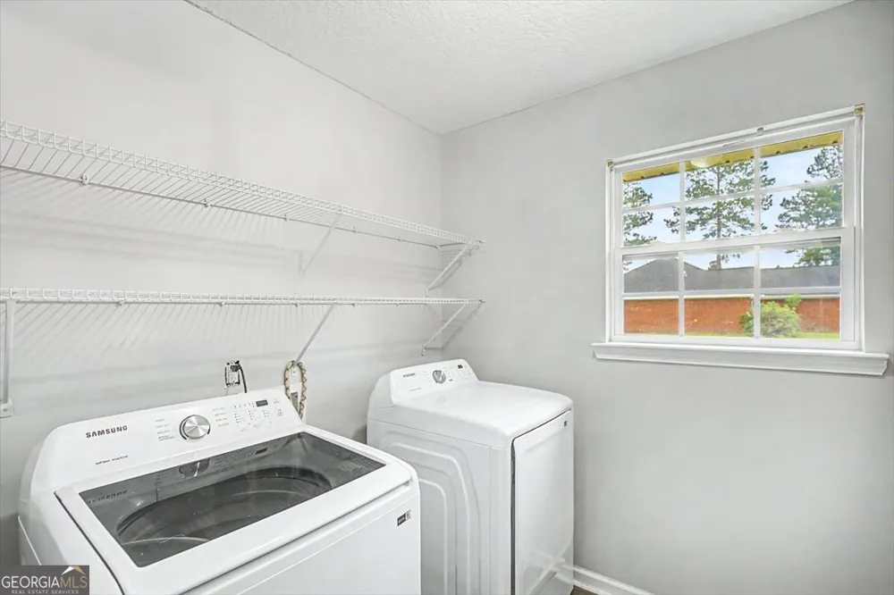 73 Mill Pond LN SE Ludowici, GA 31316