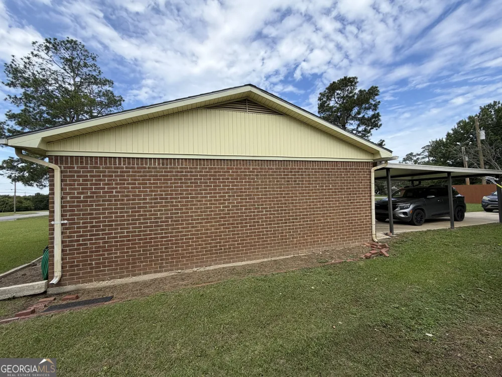 1009 EAST 8TH AVENUE East 8th AVE Cordele, GA 31015