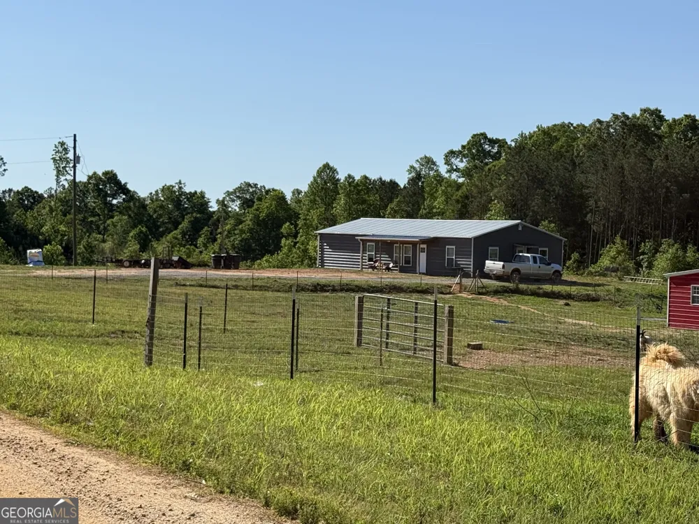 1185 County Road 402 Fruithurst, AL 36262