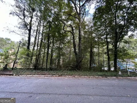 3291 Chesterfield CT