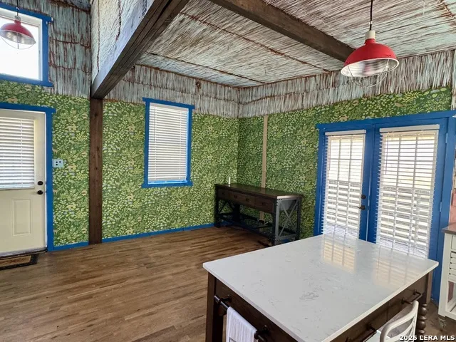126 Washington Ave Port Lavaca, TX 77979