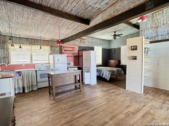 126 Washington Ave Port Lavaca, TX 77979
