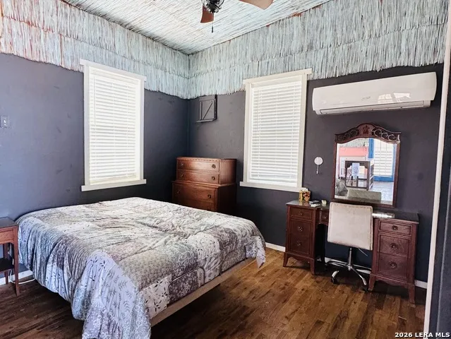 126 Washington Ave Port Lavaca, TX 77979