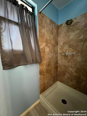 302 sheep hill Dilley, TX 78017