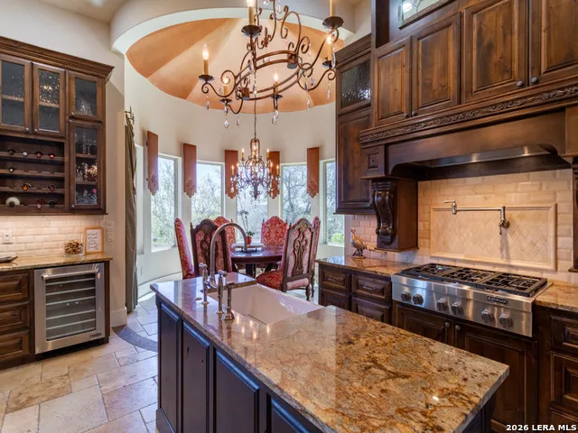 460 Shepherds Crook Helotes, TX 78023