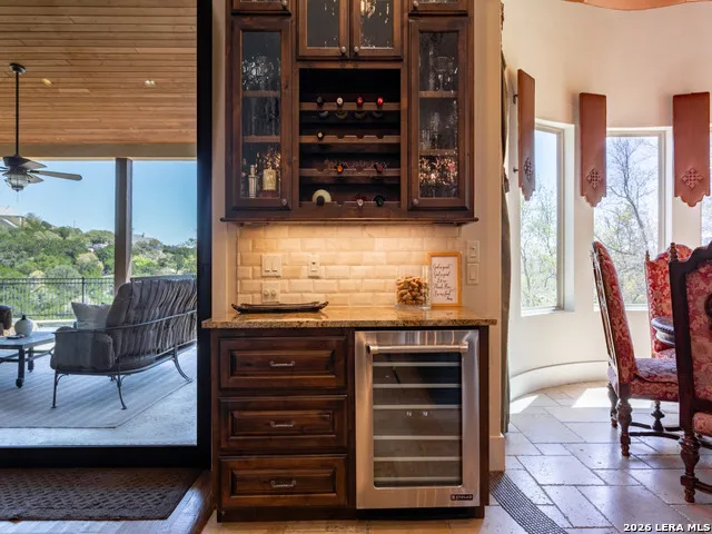 460 Shepherds Crook Helotes, TX 78023