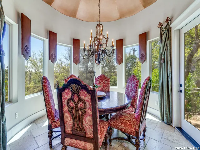 460 Shepherds Crook Helotes, TX 78023