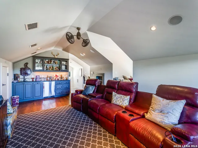 460 Shepherds Crook Helotes, TX 78023