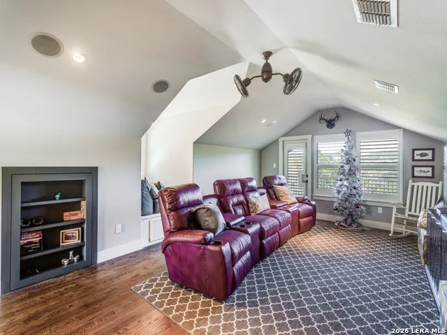 460 Shepherds Crook Helotes, TX 78023
