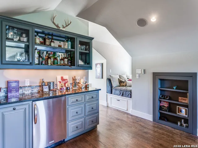 460 Shepherds Crook Helotes, TX 78023