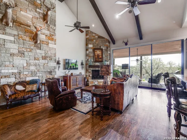 460 Shepherds Crook Helotes, TX 78023