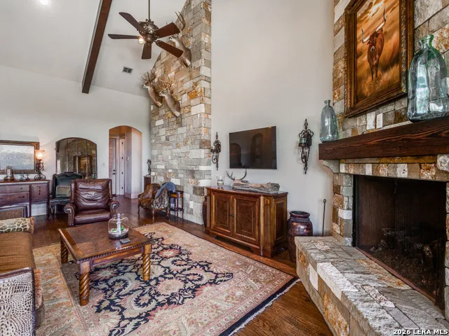 460 Shepherds Crook Helotes, TX 78023